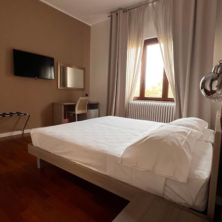 Relais Villa Rosa Перо Екстериор снимка